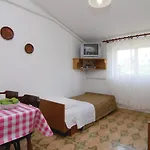 Obala Morinje I Jadrtovac