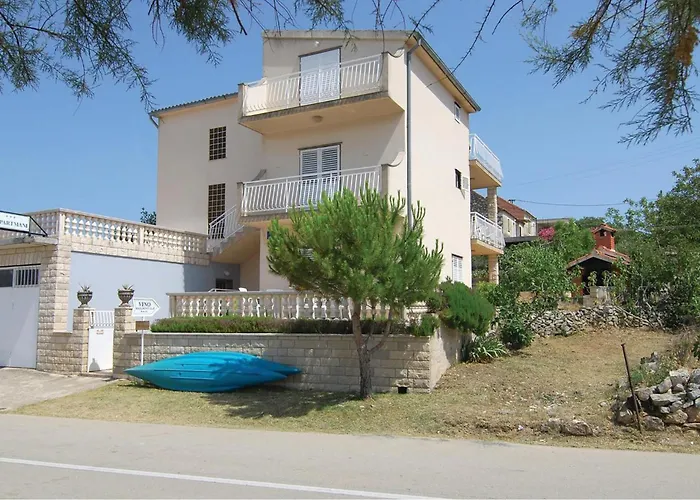 Apartment Obala Morinje I