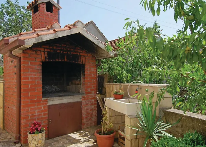 Obala Morinje I Apartment *