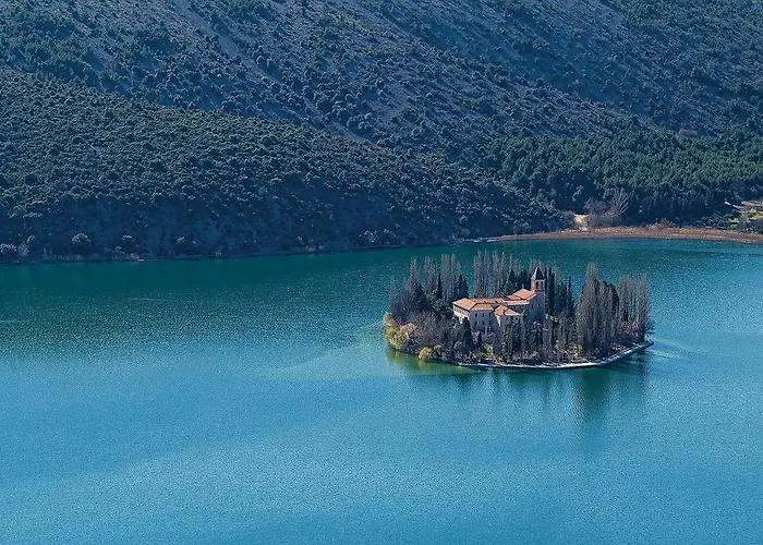 Obala Morinje I * Jadrtovac